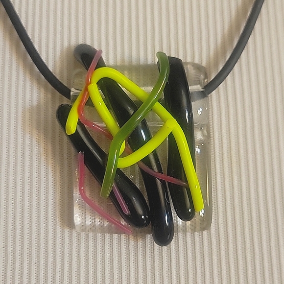 Artwork Necklace - Picture 2 of 5